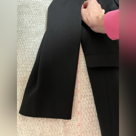 Feminine blazer - Picture 4 of 4